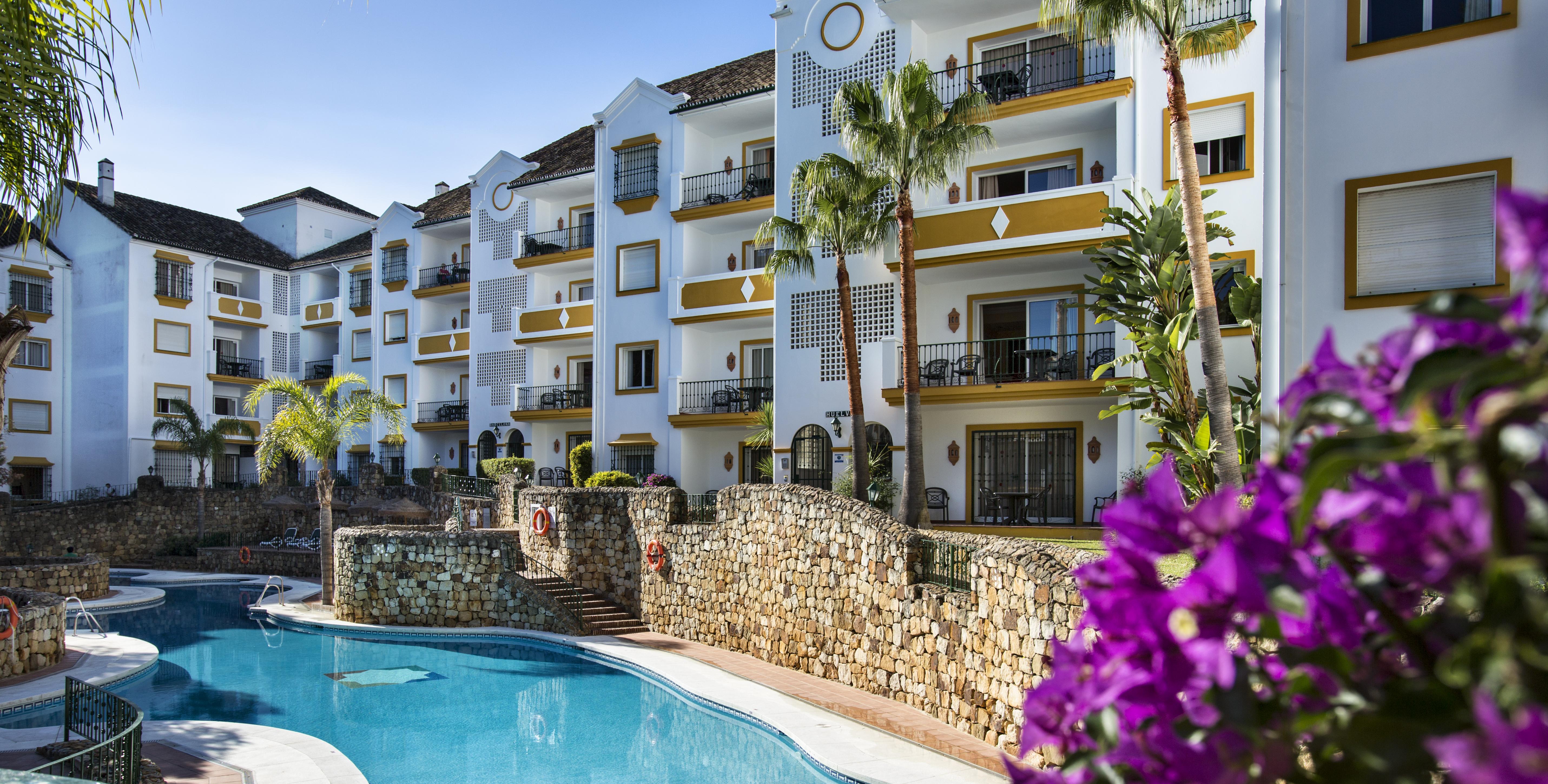 Aparthotel Ona Alanda Club 4*
